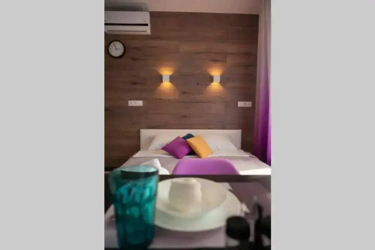 Апартаменты студия на Духовском переулке