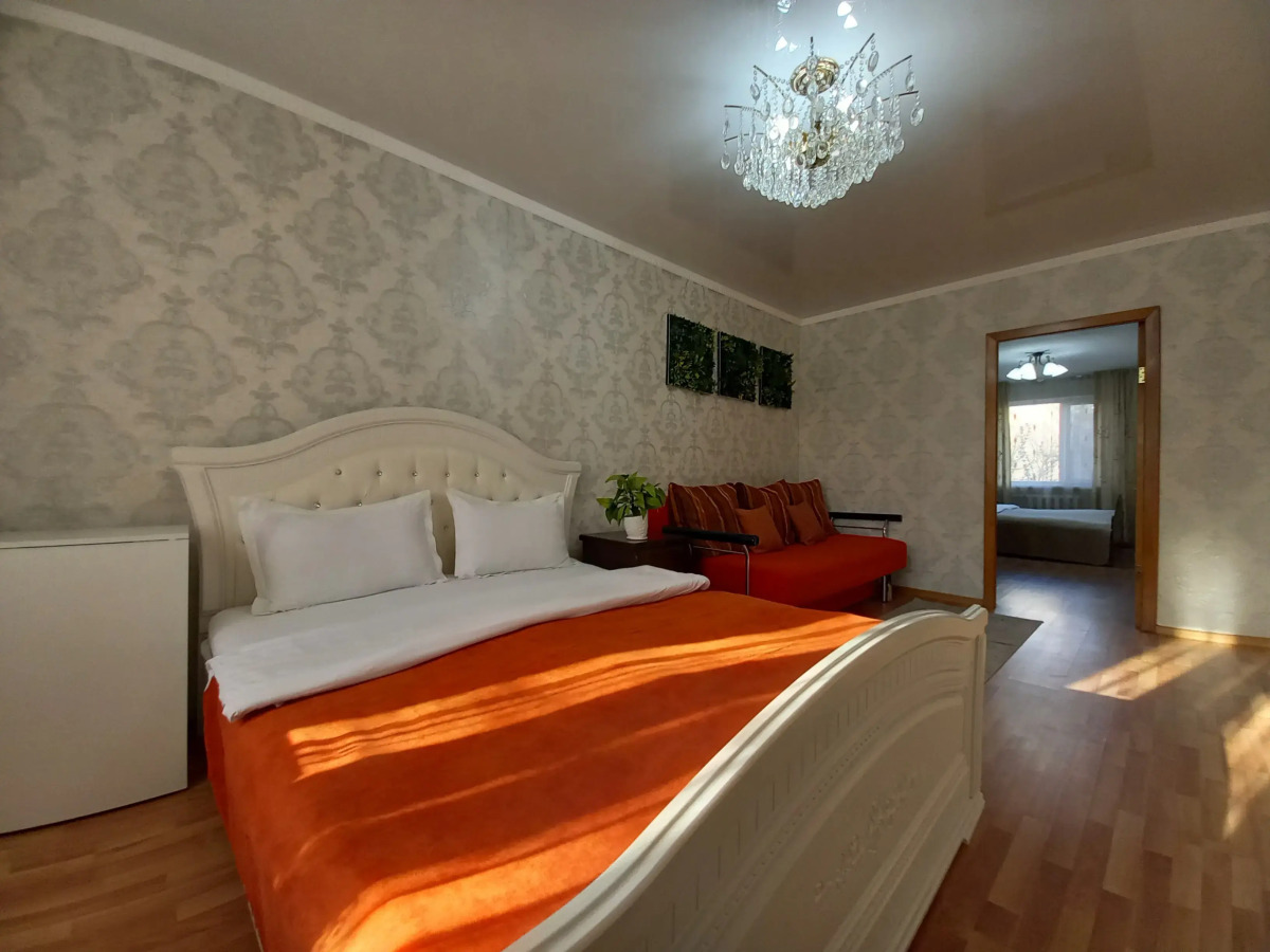 Квартира Оранжевый Мир