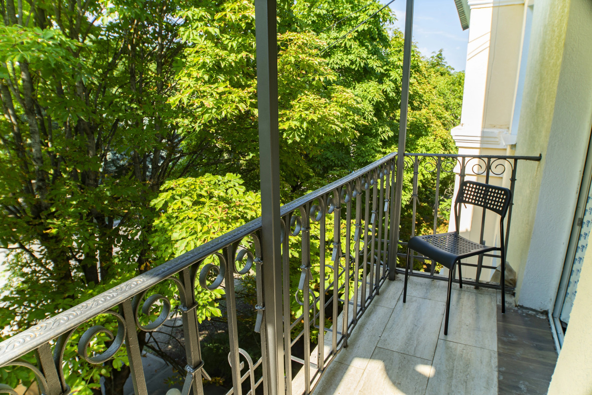 Просторные трёхкомнатные апартаменты в курортной части Железноводска