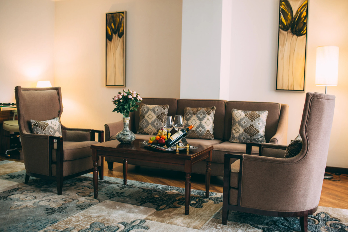 Отель Damas International