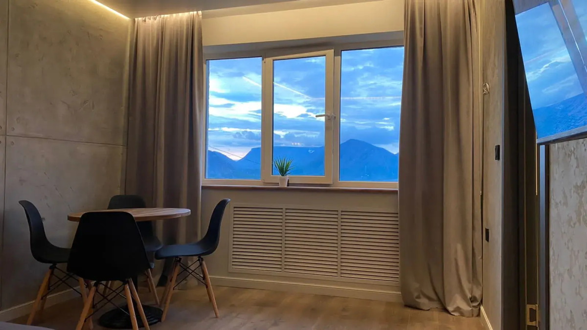 Квартира видовая дизайнерская 2х-комнатная в стиле Лофт