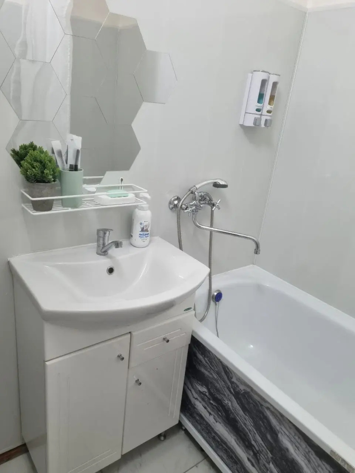 Квартира ISTOMA на Октябрьском Проспекте 28