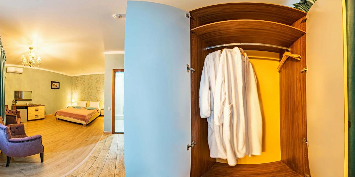 Отель Саквояж