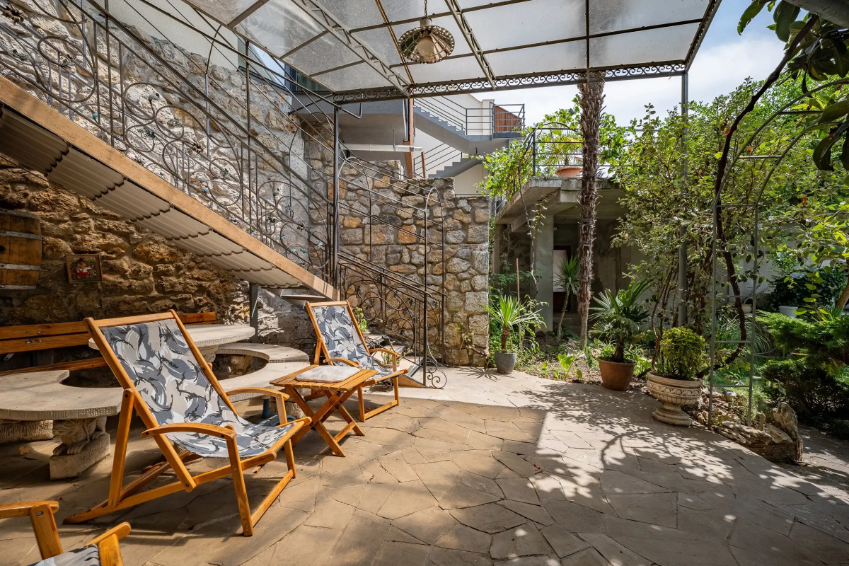 Студия люкс на Нагорной