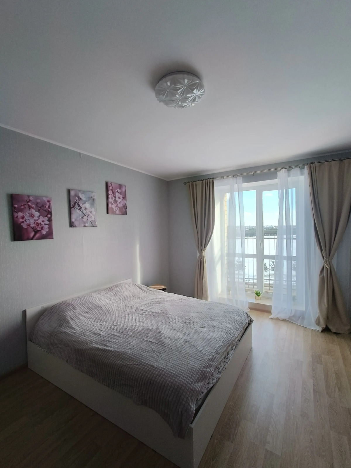 Апартаменты солнечные возле реки