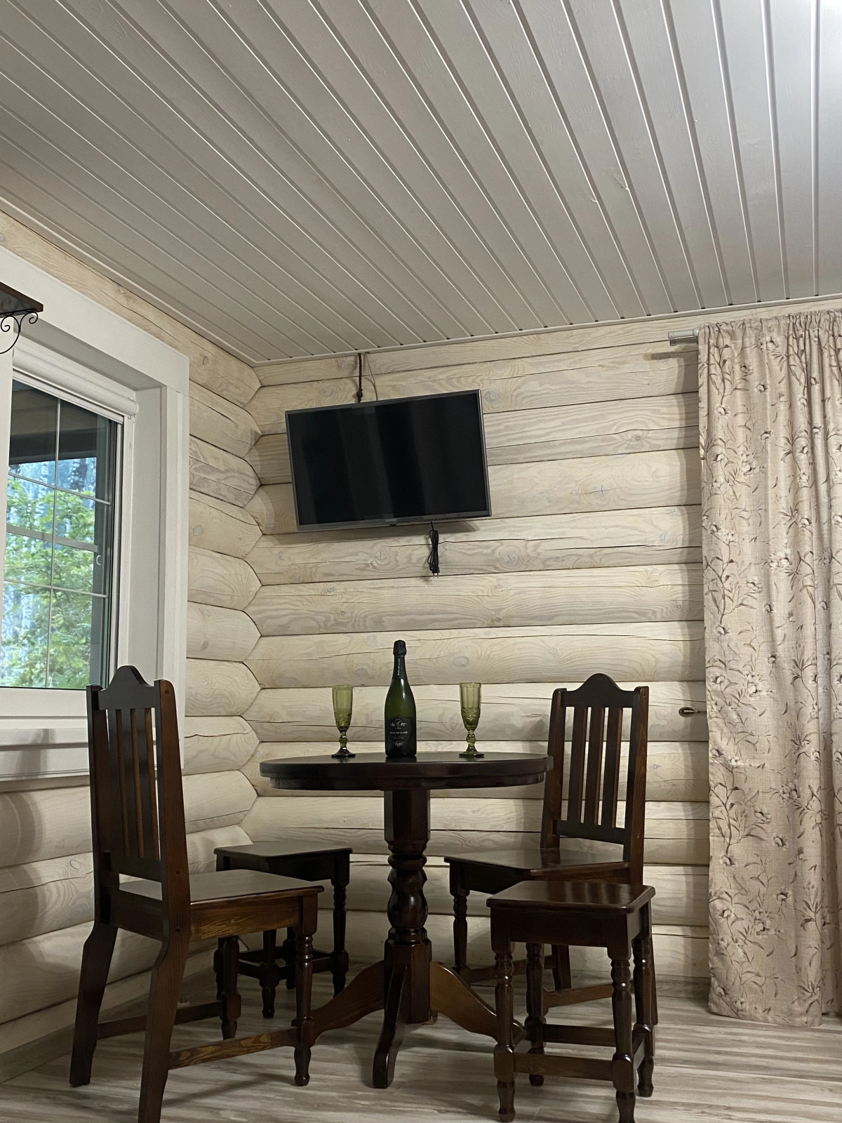 Частный Дом Уютный Домик в Лесу у Пруда