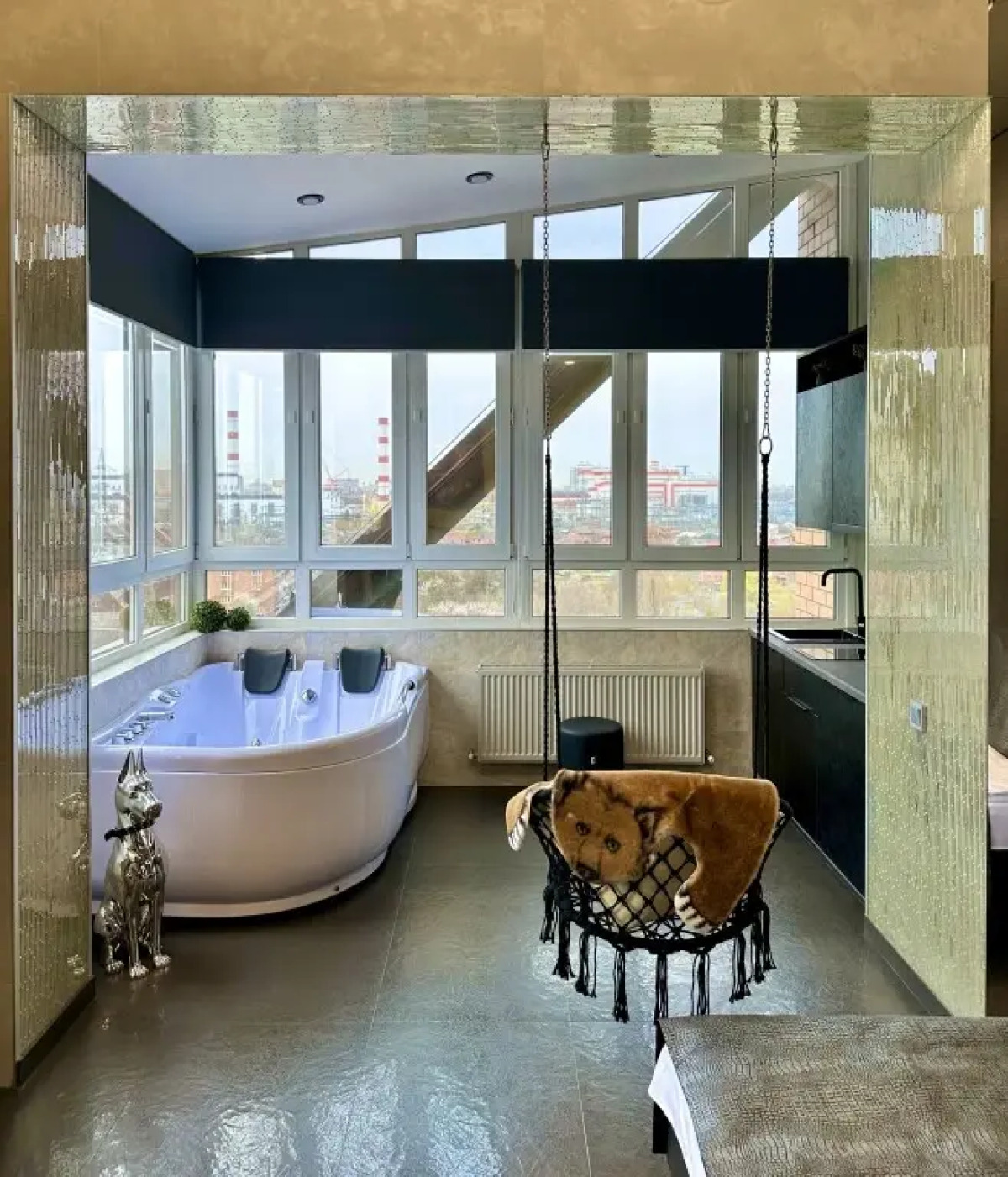 Апартаменты Лофт Apart Energy с Джакузи и Видом на Озеро