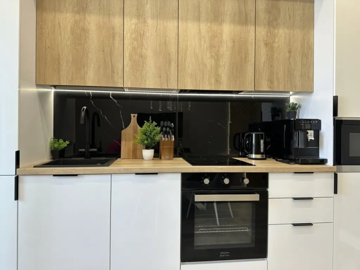 Апартаменты 2-х комнатные KranzDeluxe Резиденция у моря 1