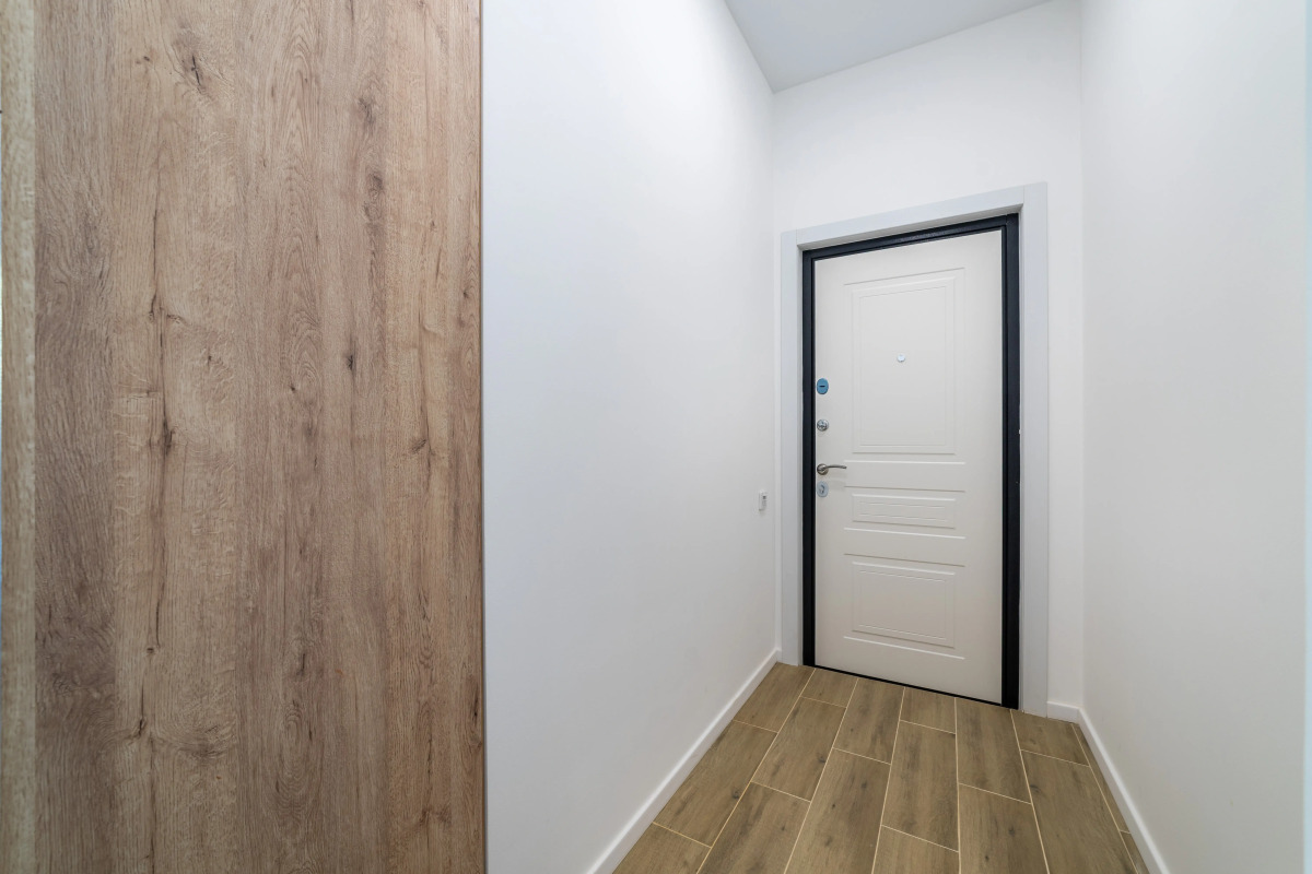 Апартаменты Просторная студия с балконом и видом на горы