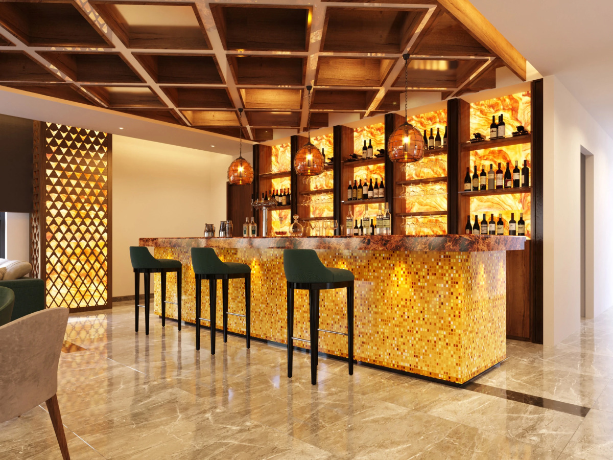 Отель Maximilan Danang Beach