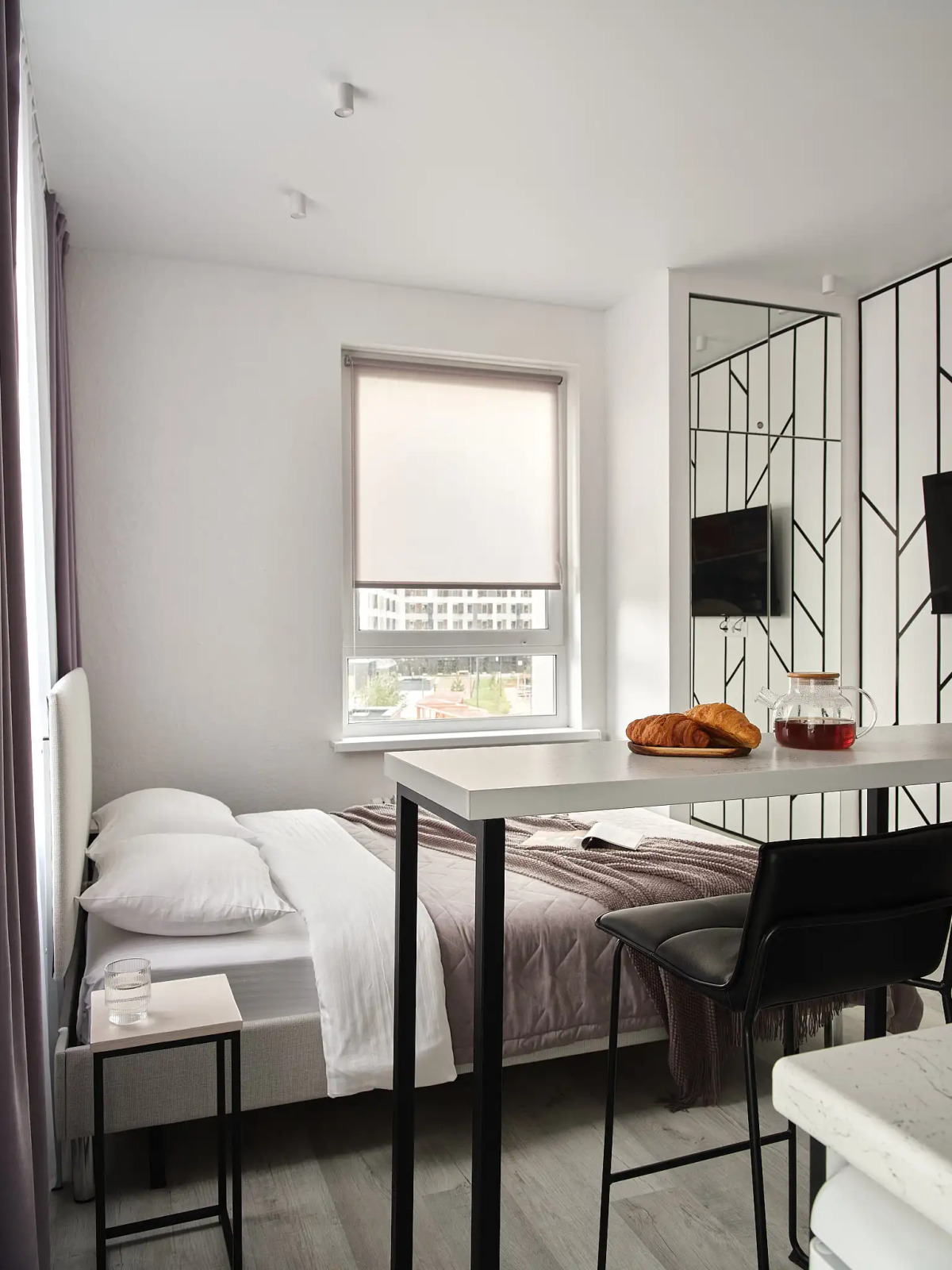 Апартаменты Уютная новая студия у метро Спартак