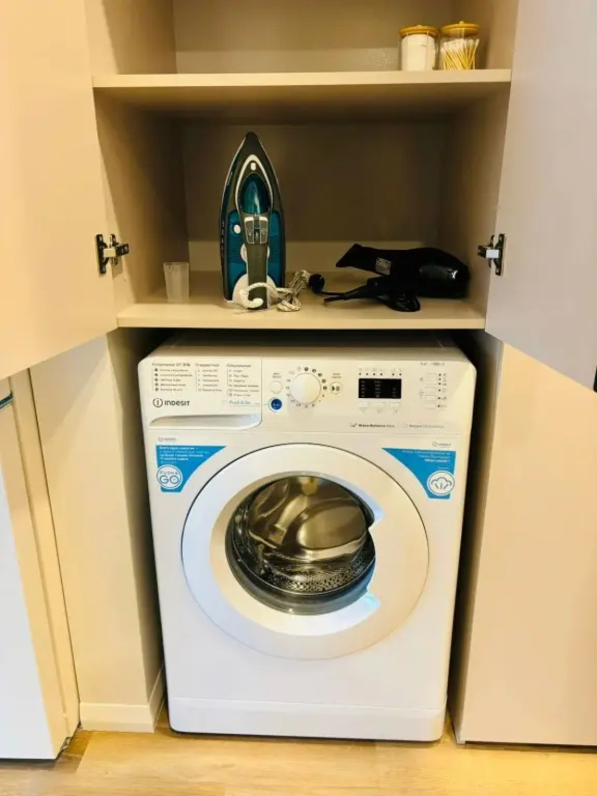 Апартаменты Студия Улучшенная с Видом на Город ЖК Метрополия Башня Афины