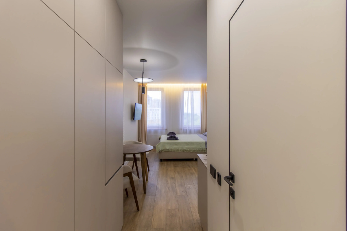 Апартаменты Родионова 136 Б 4