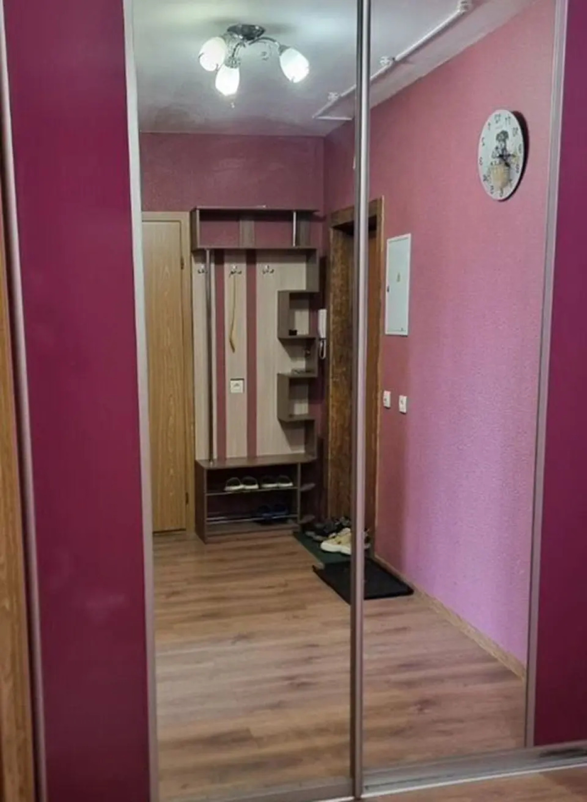 Квартира однокомнатная с видом на Волгу и стaдиoн