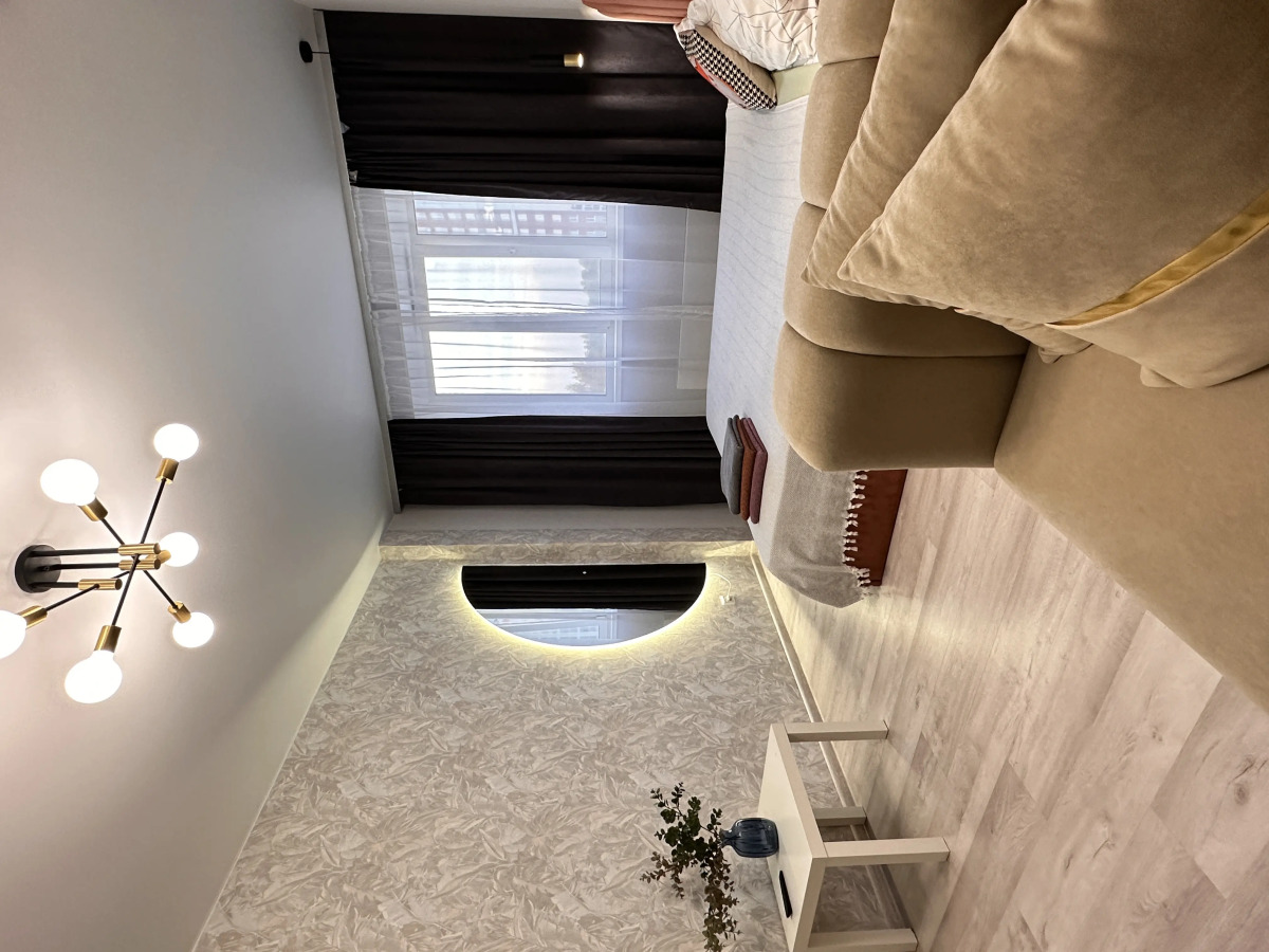 Апартаменты 2 комнатная квартира на Мира 9В