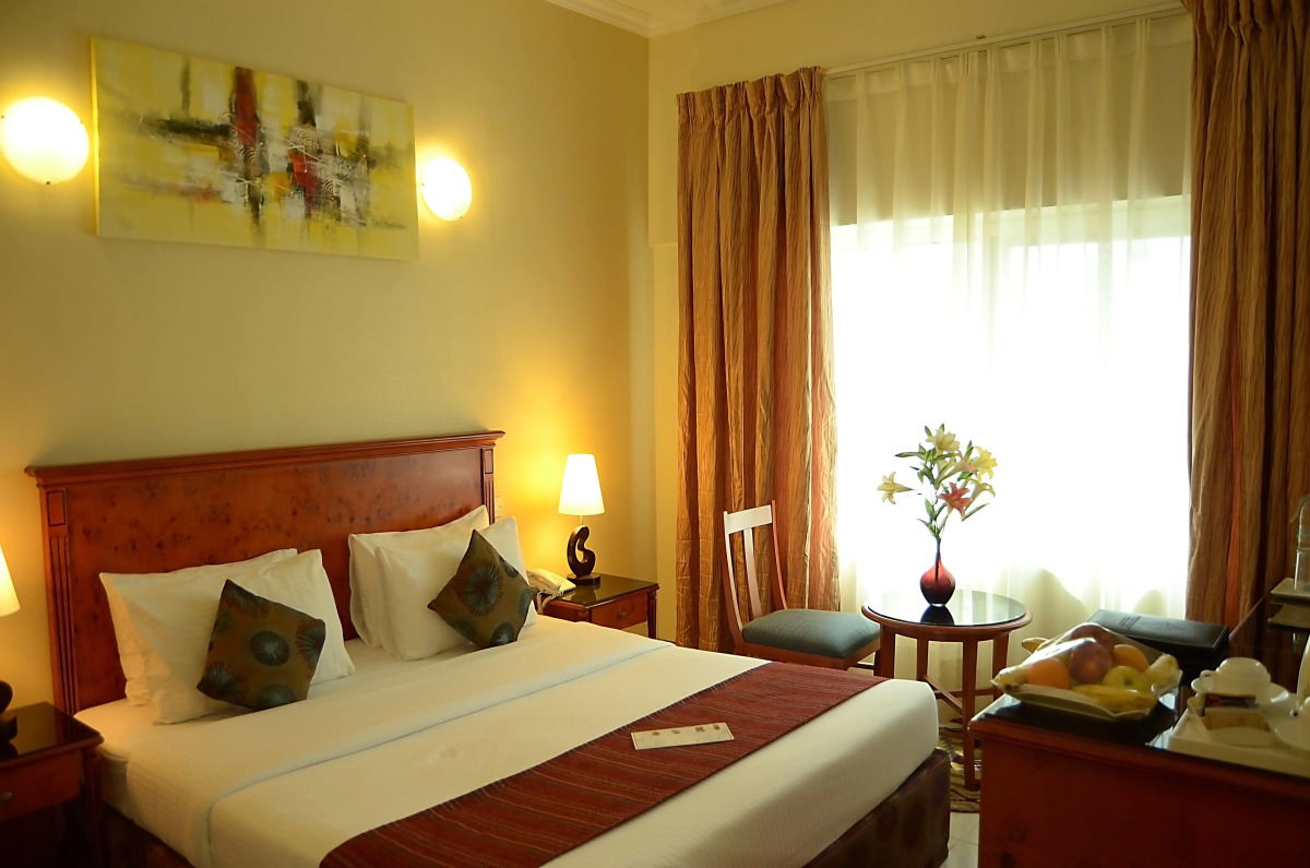 Отель Nejoum Al Emarate