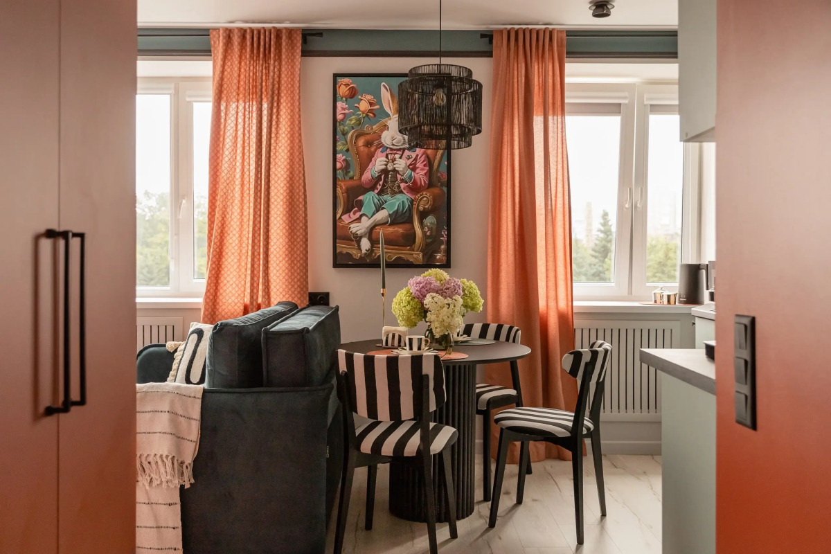 Апартаменты Новые Дизайнерские с Видом на Верхнее Озеро