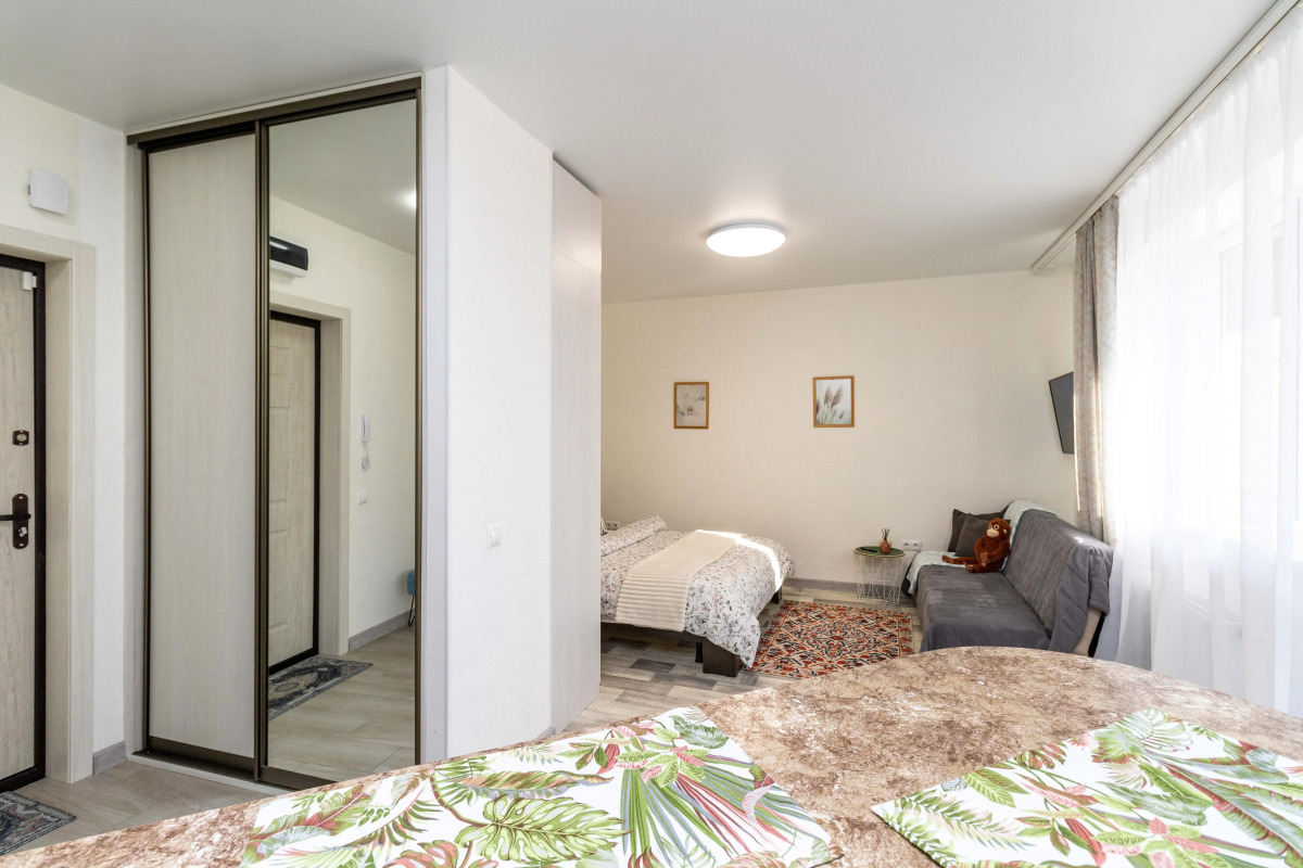 Квартира университетская 49