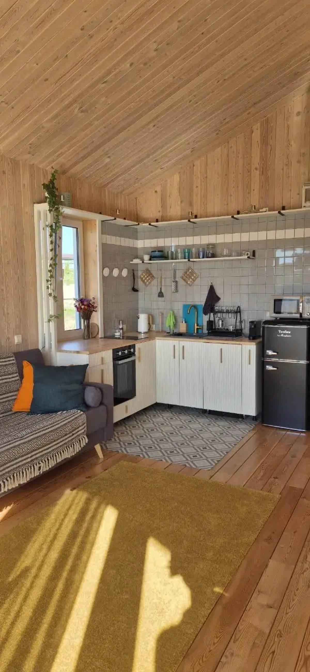 Гостевой дом на первой береговой линии ЛомаКоти