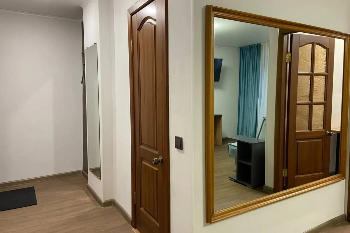 Квартира Делюкс с кухней на Сурикова 4