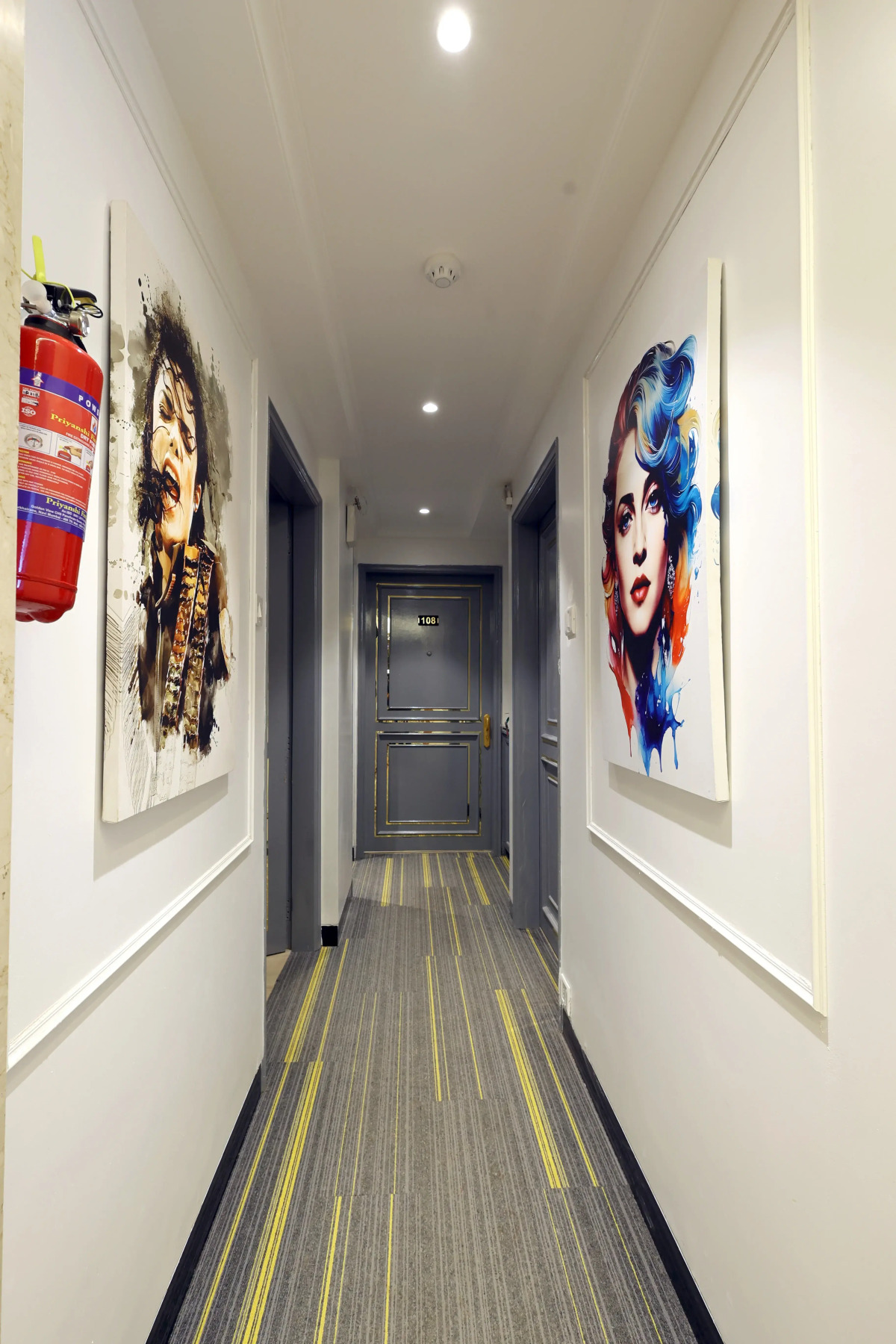 Отель MyOtel - Santacruz