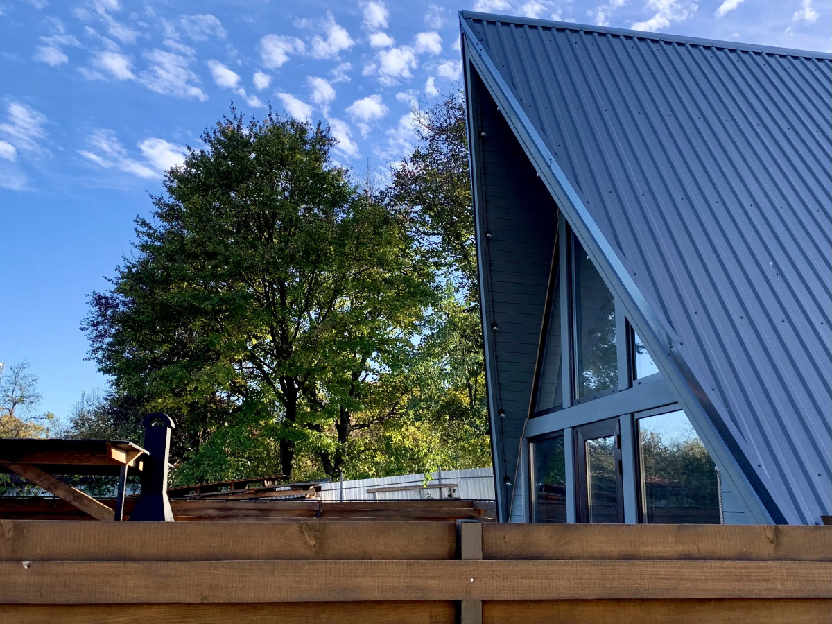 Частный дом Отражение гор