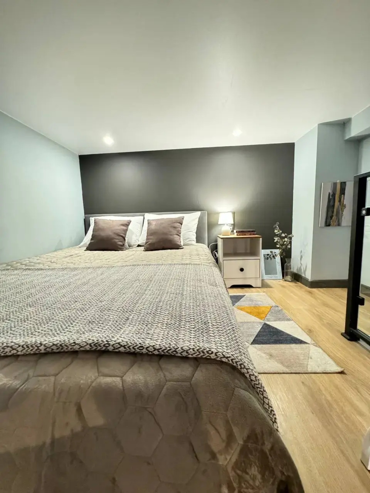 Апартаменты Двухуровневые у метро Нагорная