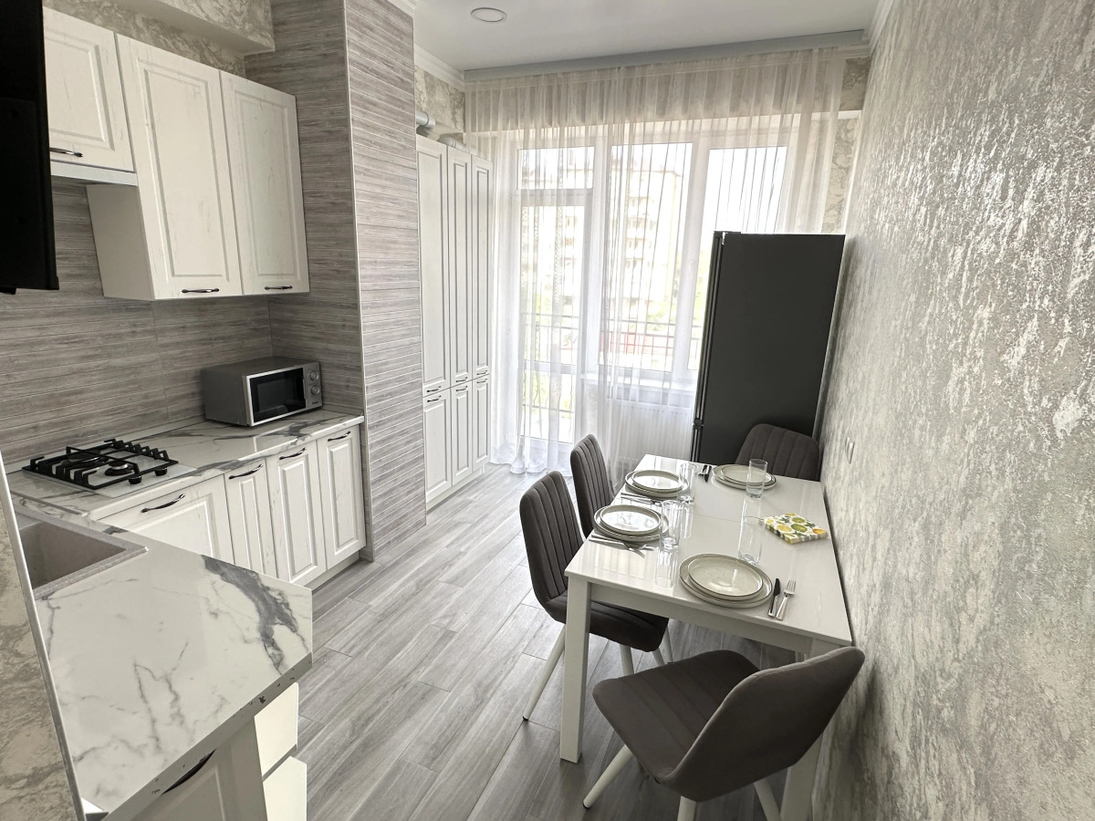 Квартира Светлая квартира с балконом в новостройке