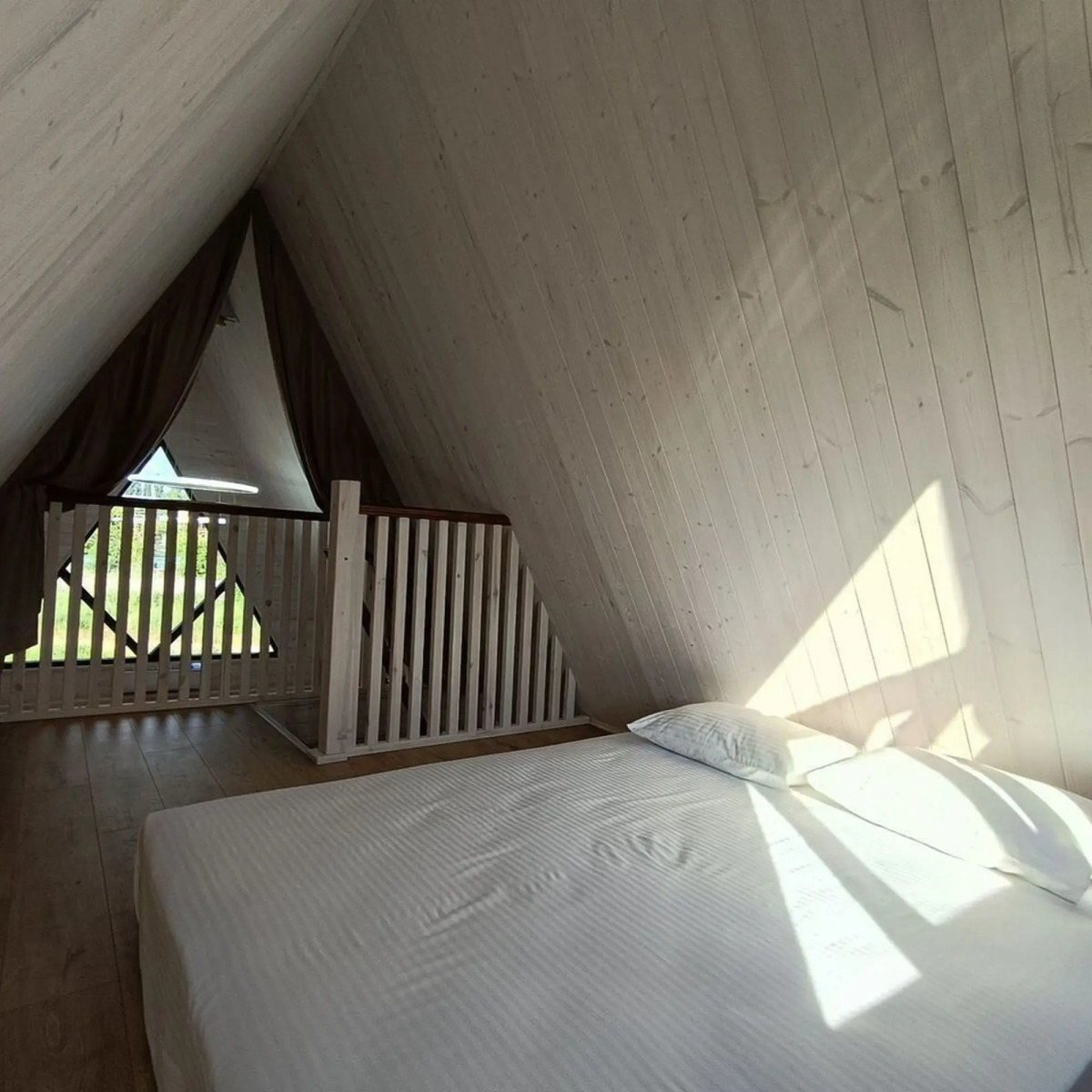 Шале White House