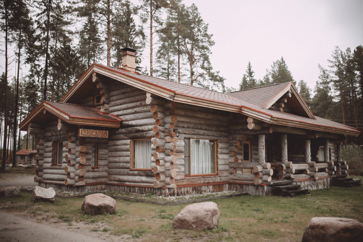 Жилые Помещения Карелия Медвежка с Видом на Озеро