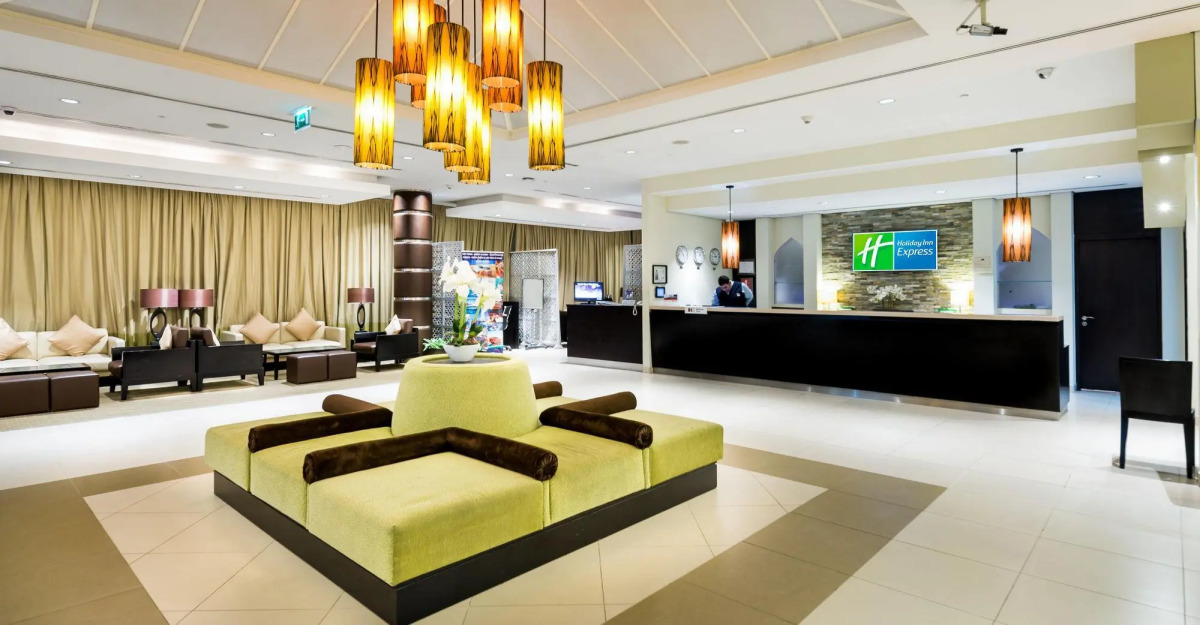 Holiday Inn Express Dubai Internet City an IHG Hotel