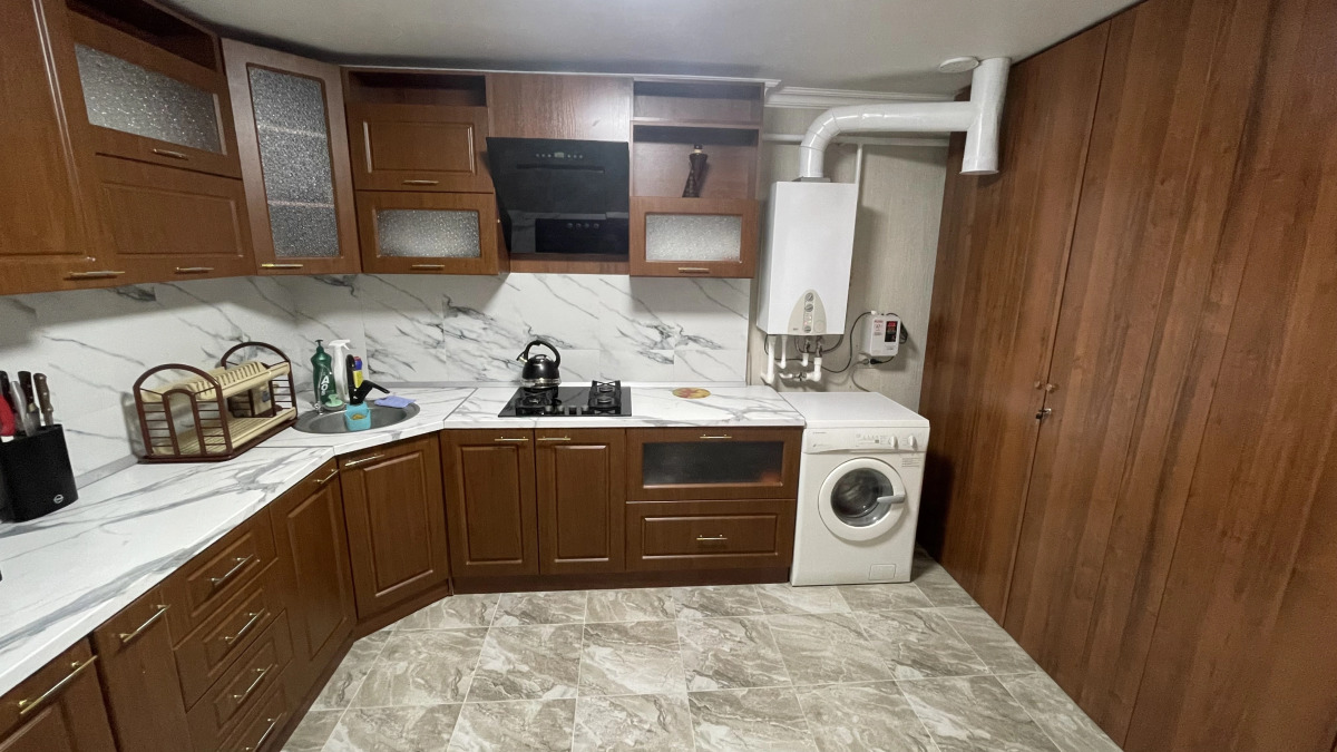 Апартаменты Коммунаров 50