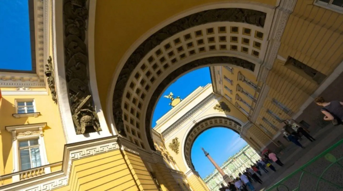 Апартаменты у Арки Генштаба с Детской Комнатой