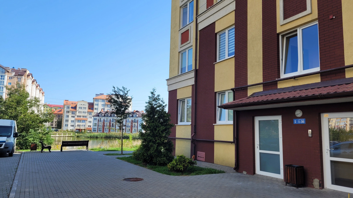 Квартира с видом на озеро