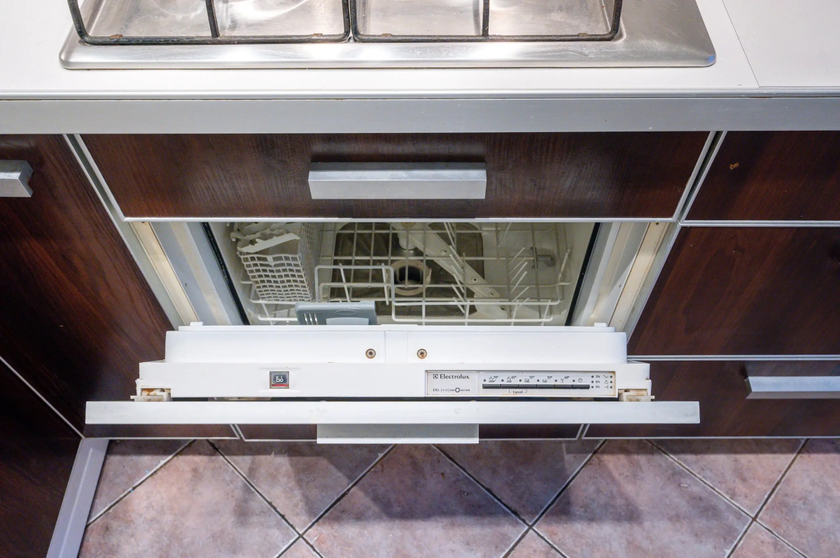 Апартаменты на Моисеенко 4