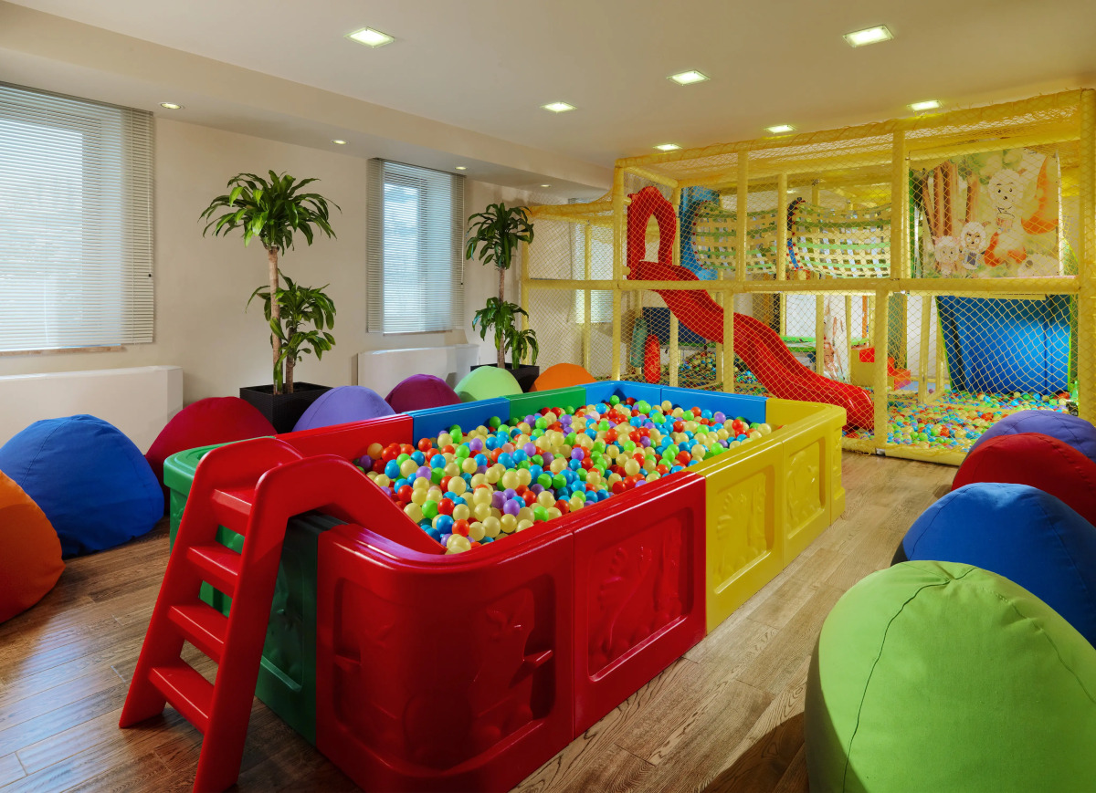 Отель Tsaghkadzor Marriott