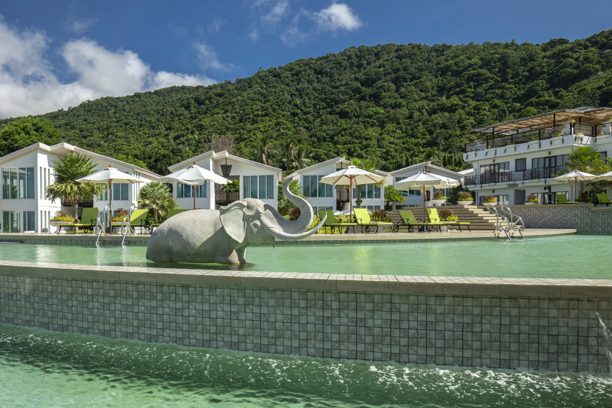 Отель Vannee Golden Sands Resort