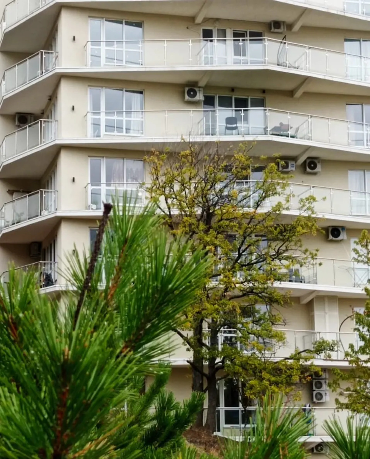 Квартира-студия с панорамным видом на горы