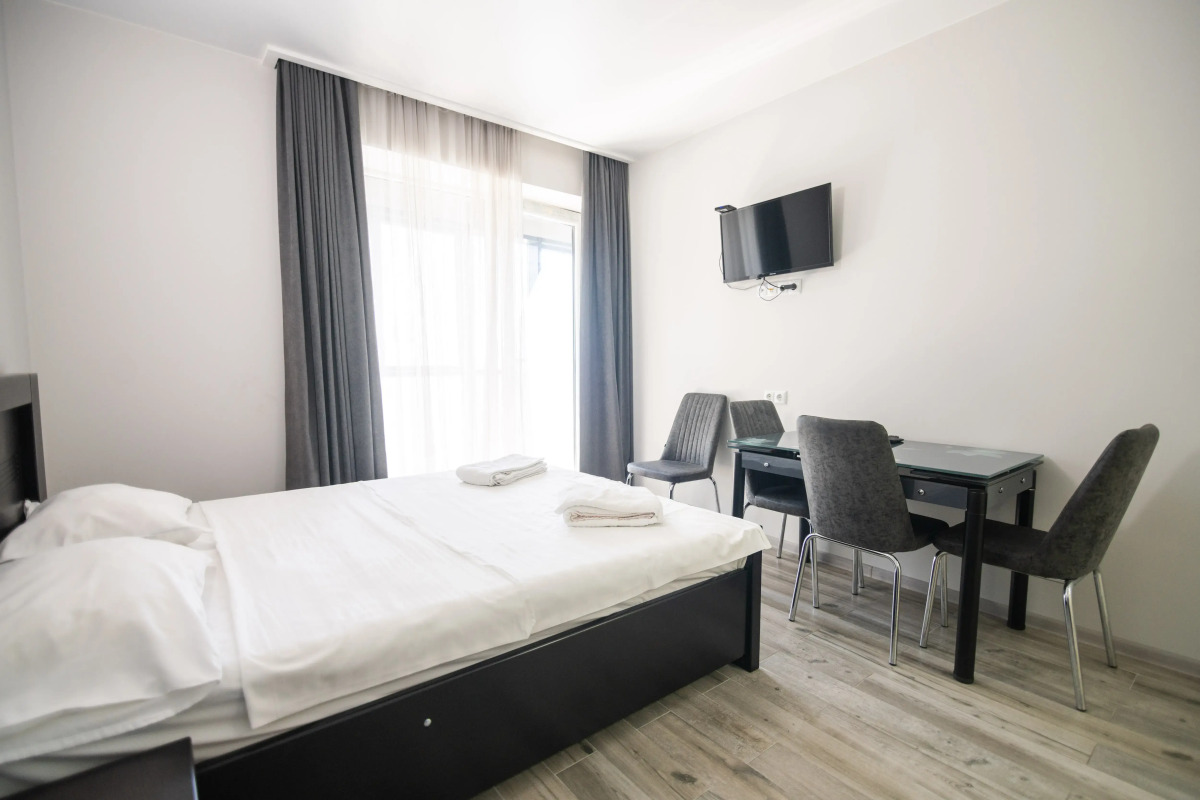 Апартаменты Bright Apartment with Balcony in Alliance Palace Batumi - Steps from the Sea & Dancing Fountains