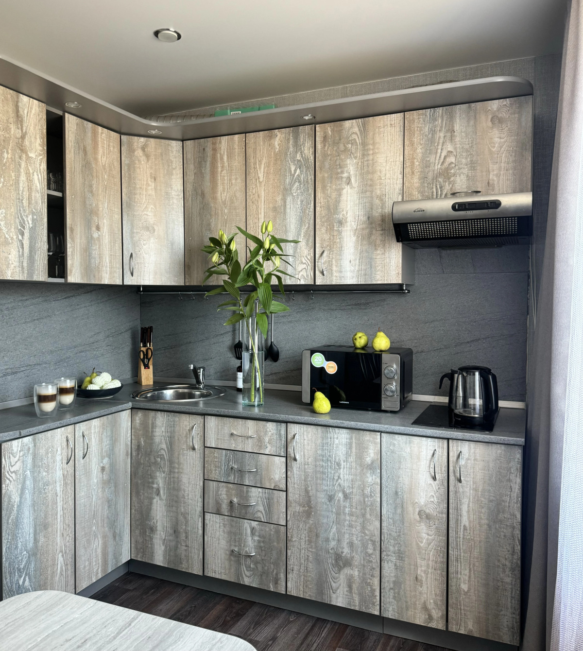 Апартаменты Иванова 4