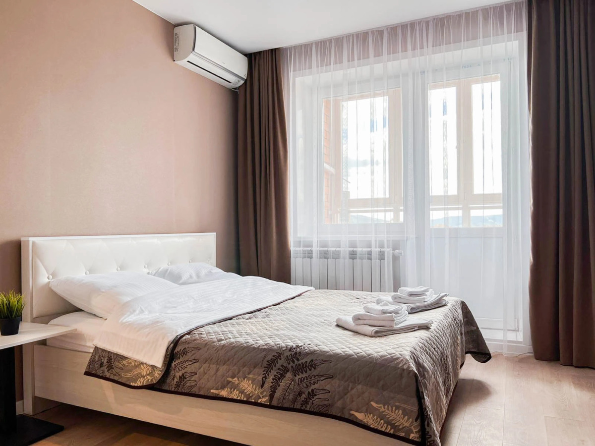 Квартира на  Ивана Артеменко 7