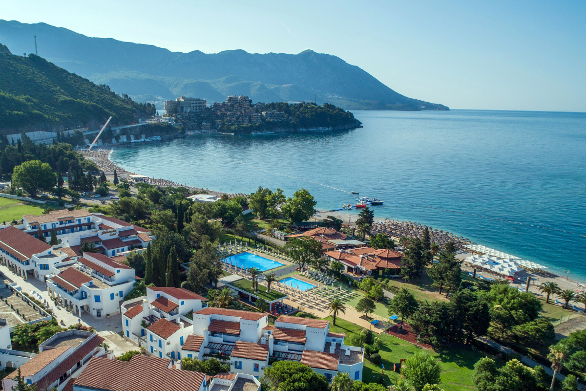 Отель Slovenska Plaza Resort 4