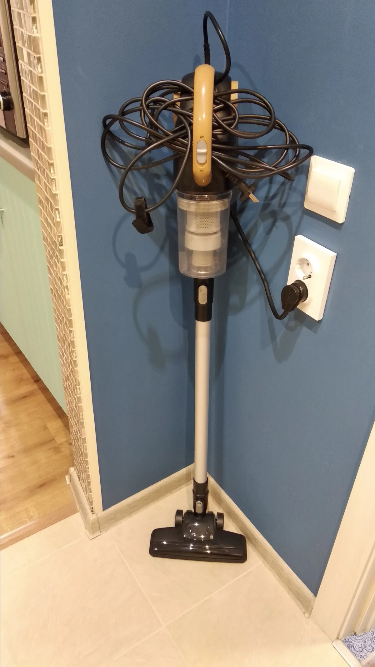 Квартира Современная студия в пешей доступности от метро