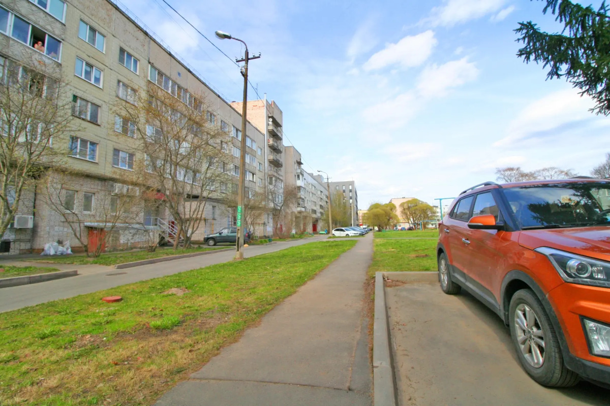 Квартира 1к  Уютная на Ленина  Посуточно Кириши