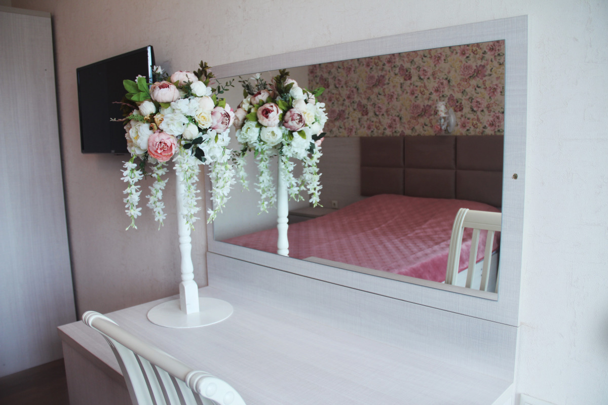 Моцарт Холл