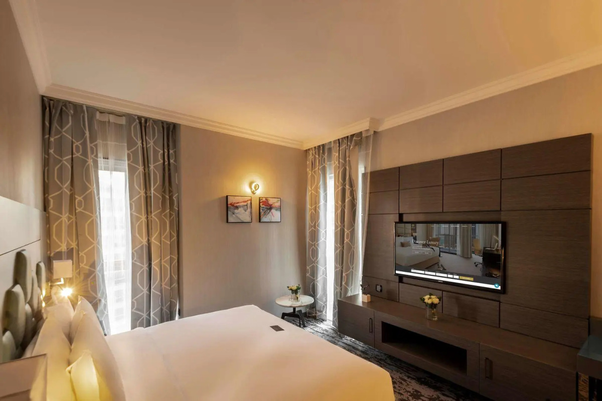 Edge Creekside Hotel