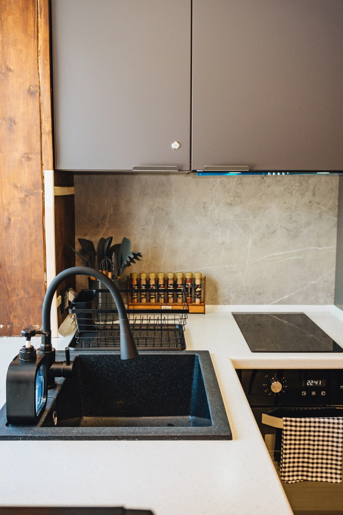 Квартира Стильная Студия для Отдыха на Дзержинского