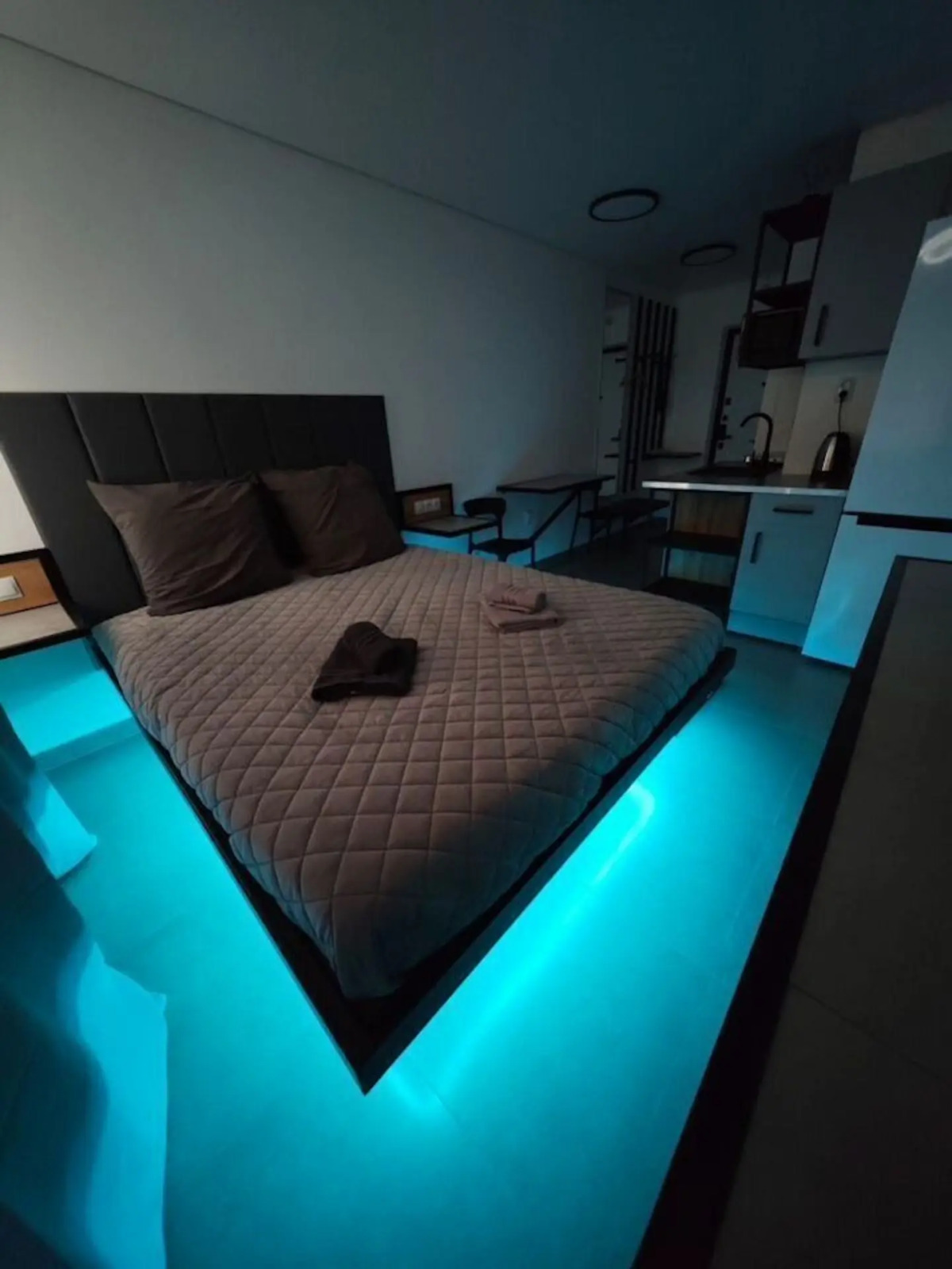 Апартаменты 13/2 на Улице Наркомвод 31