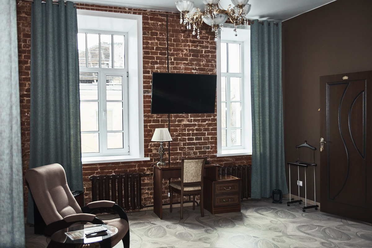 Отель Империал