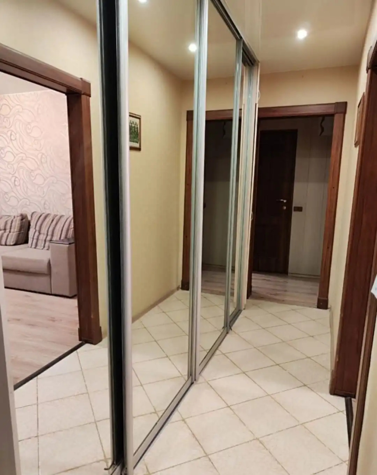 Квартира семейная 3-комнатная